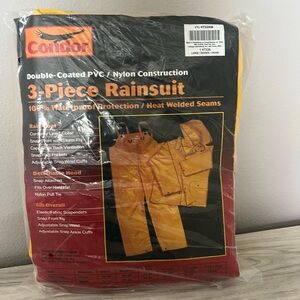 3 piece rain suit. Yellow. Size Large.